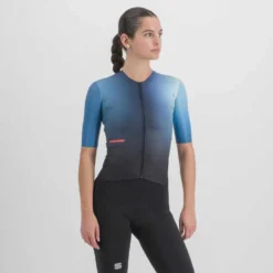 Sportful Bomber Short Sleeve Trisuit 9 Sportful Bomber Short Sleeve Trisuit -Deals Trail Cycler Store sportful bomber short sleeve trisuit 2