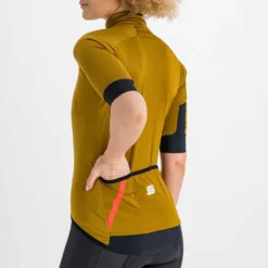 Sportful Fiandre Light No Rain Short Sleeve Jacket -Deals Trail Cycler Store sportful fiandre light no rain short sleeve jacket 5